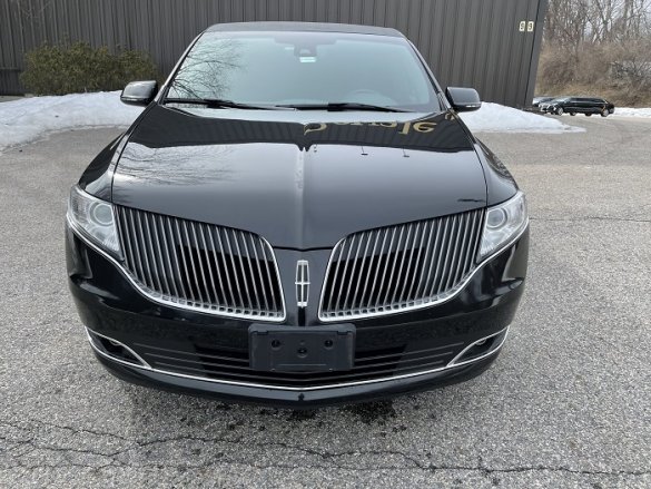 2015 Lincoln MKT Limousine for Sale in Haverhill, MA - Main Photo