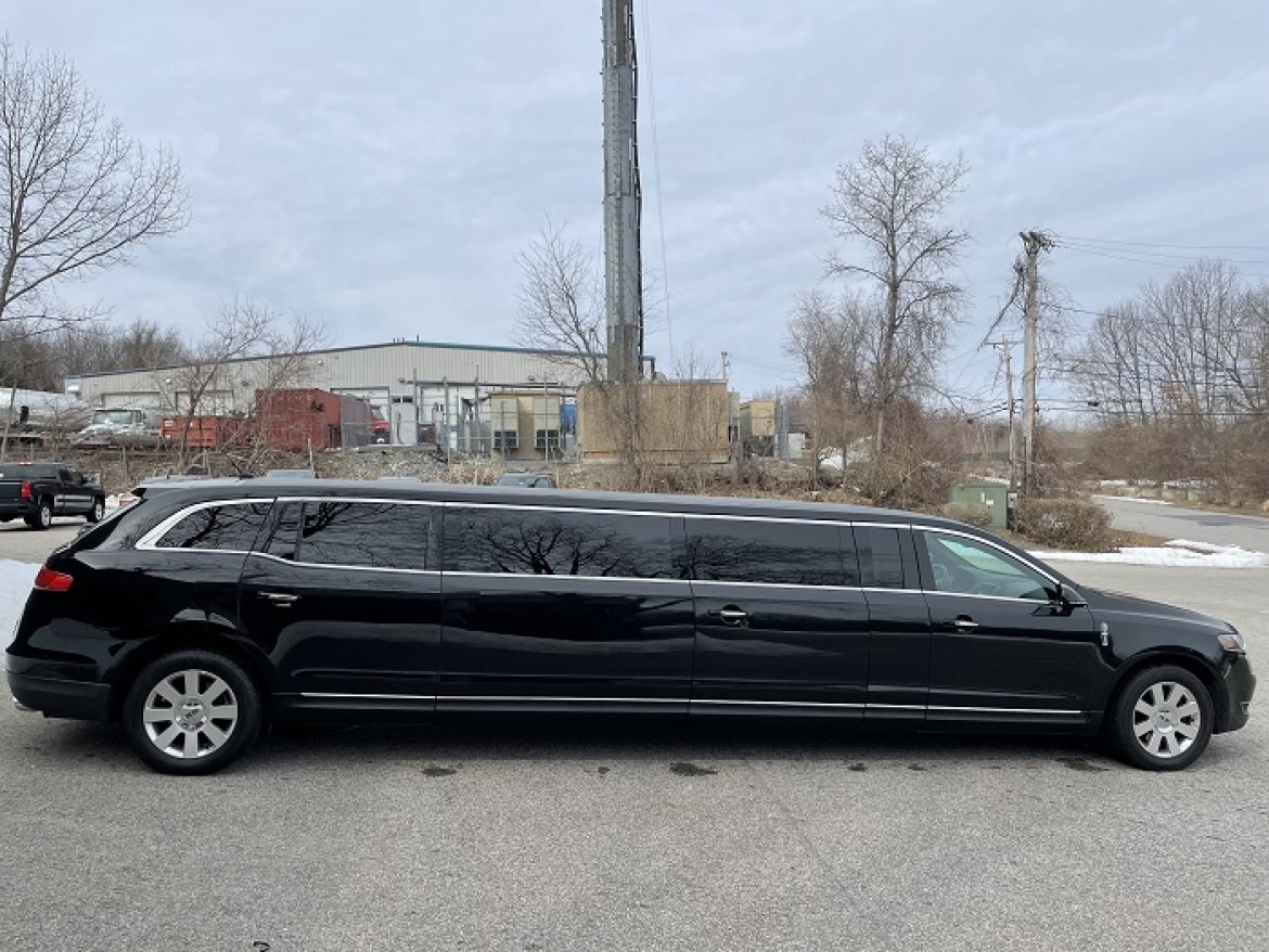 Limousine for Sale in Haverhill, MA - Photo 7