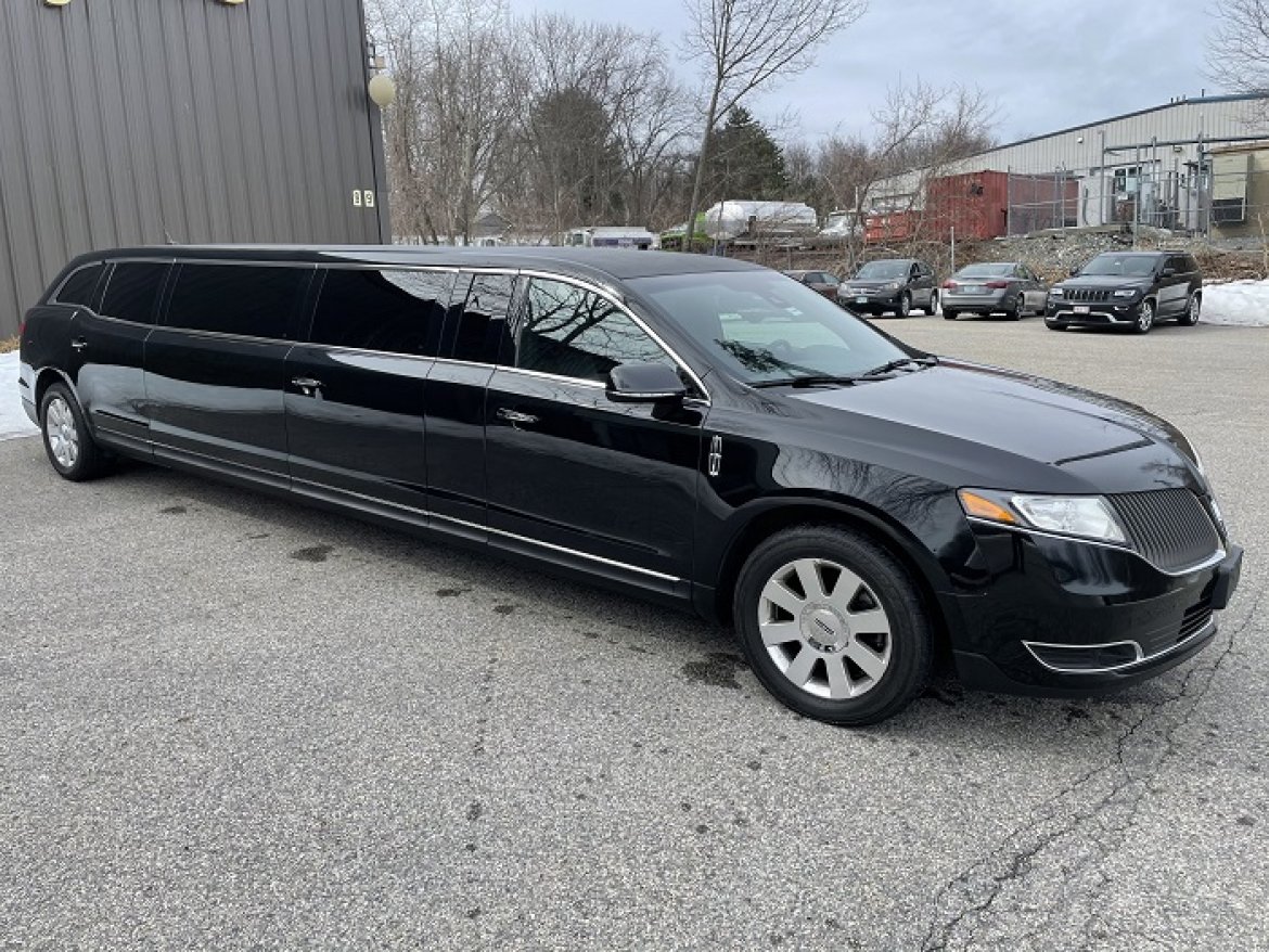 Limousine for Sale in Haverhill, MA - Photo 13