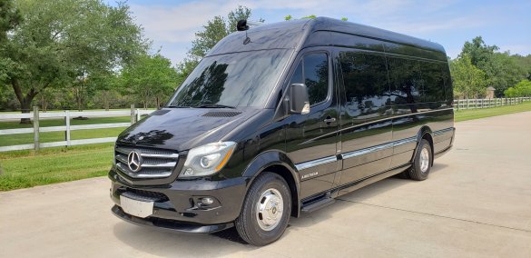 2015 Mercedes-Benz Sprinter 3500 170"EXT Sprinter for Sale in Houston, TX - Photo 3