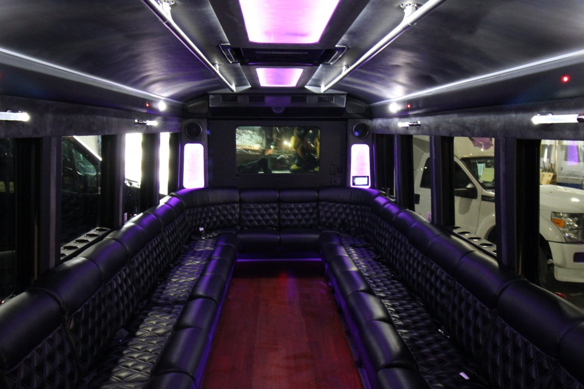 Limo Bus for Sale in Springfield, MO - Photo 23