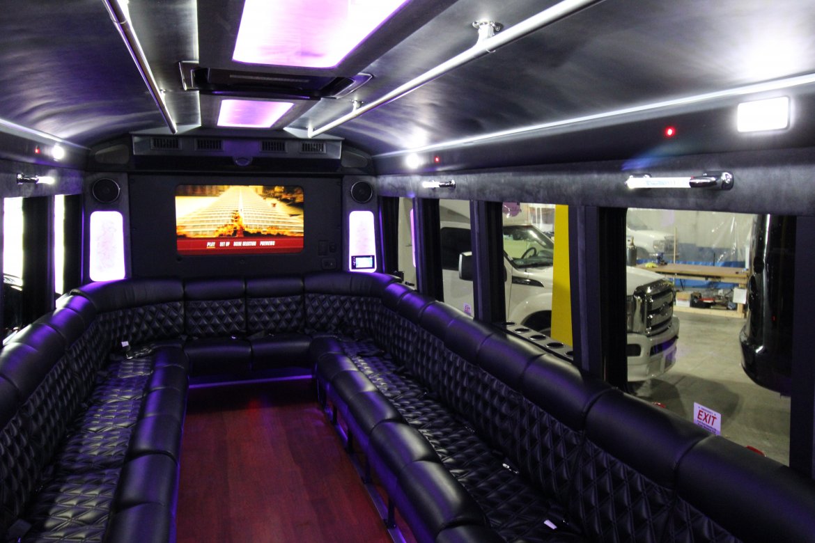 Limo Bus for Sale in Springfield, MO - Photo 31