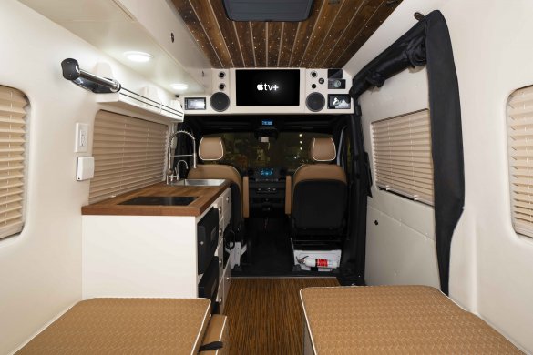 LCW Auto Supreme Camper 21-021 (Demo Unit)