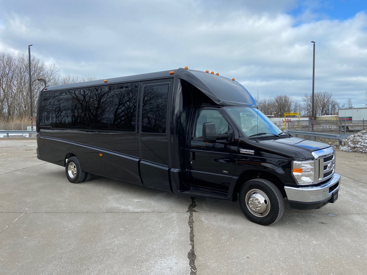 Shuttle Bus for sale: 2019 Ford E450 Luxury Coach 28&quot; by Grech
