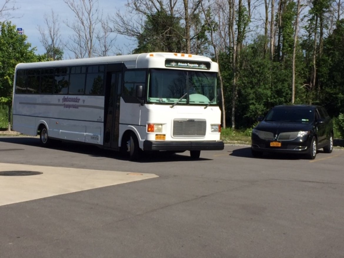 Limo Bus for Sale in Rochester, NY - Photo 8