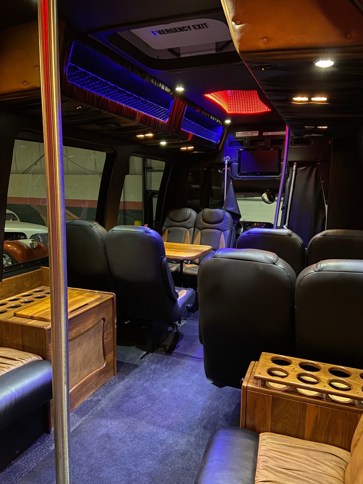 Limo Bus for Sale in Erie, PA - Photo 15