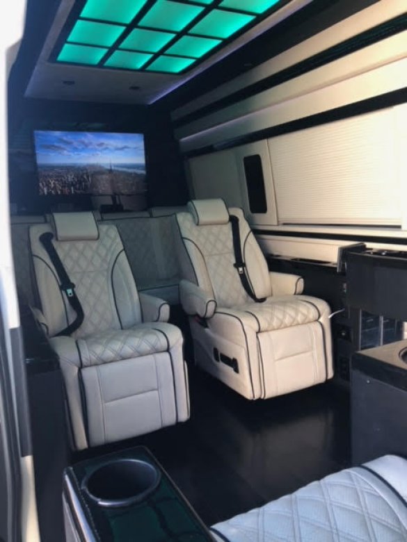2016 Mercedes-Benz 3500 CEO Sprinter Sprinter for Sale in Riverside, CA - Photo 2