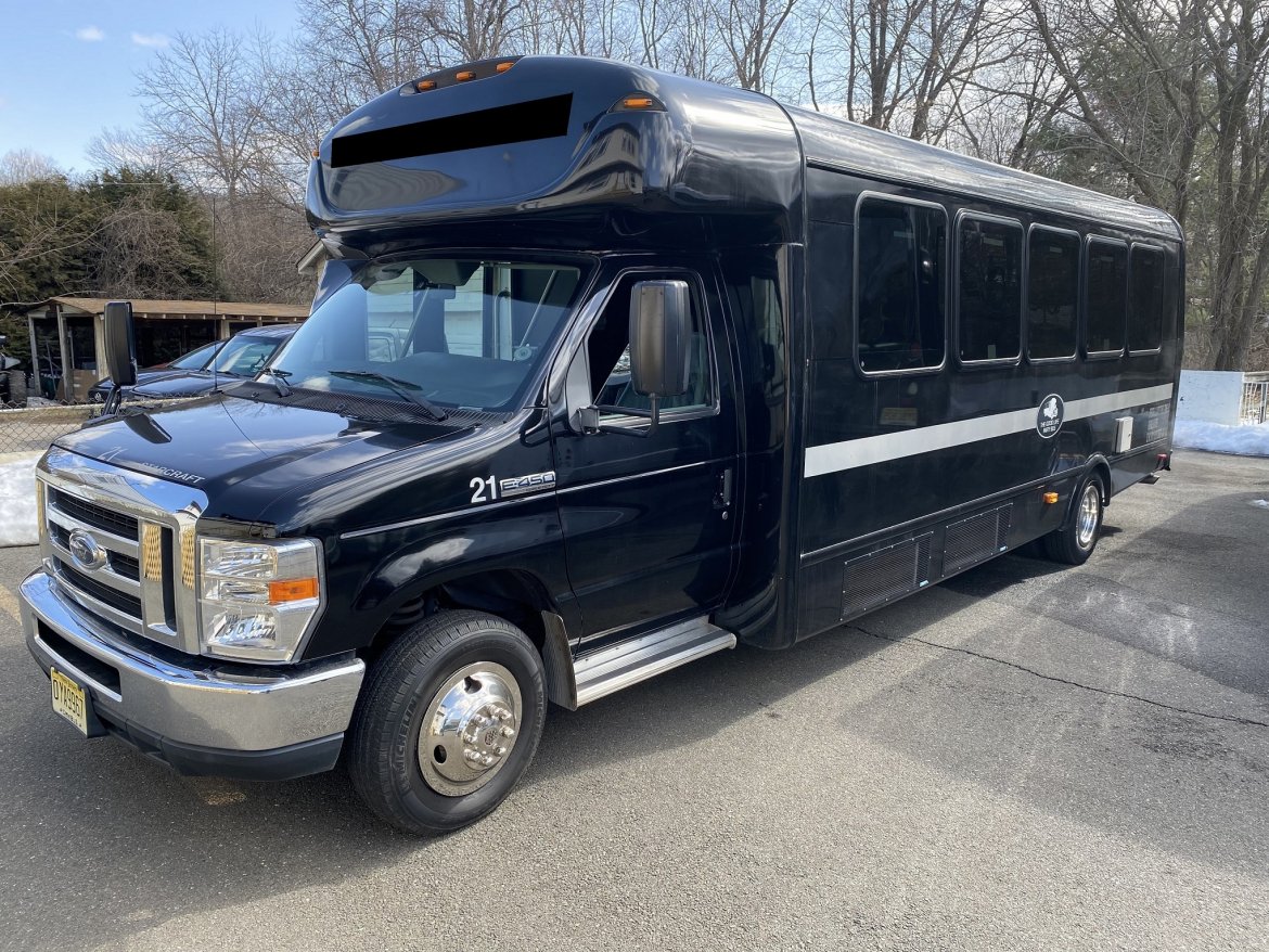 Limo Bus for sale: 2014 Ford E-450 by Battisti Customs