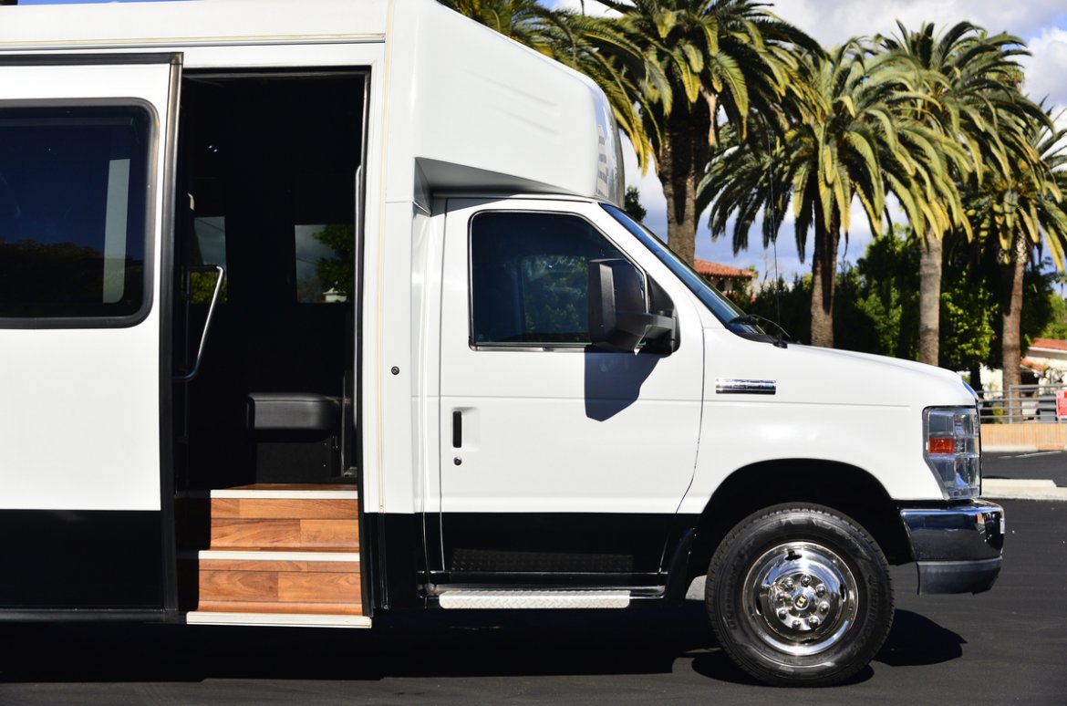 Limo Bus for Sale in west Hollywood, CA - Photo 6