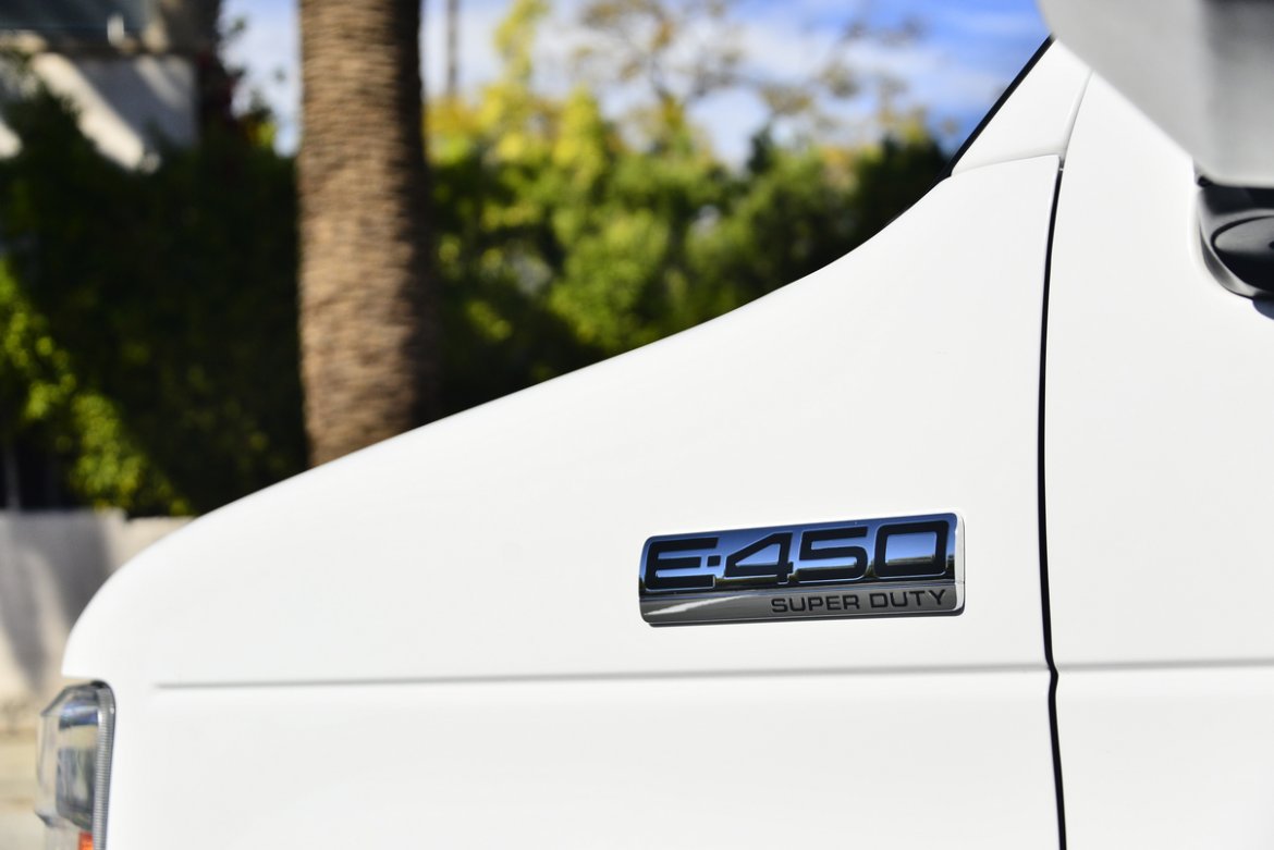 Limo Bus for Sale in west Hollywood, CA - Photo 15