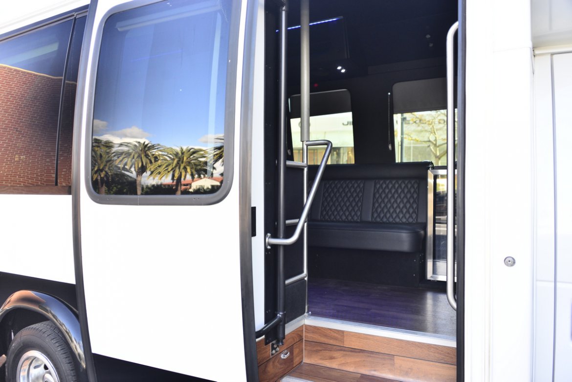 Limo Bus for Sale in west Hollywood, CA - Photo 22
