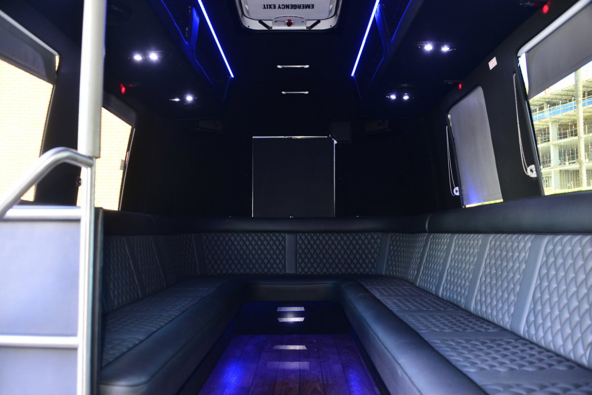 Limo Bus for Sale in west Hollywood, CA - Photo 27