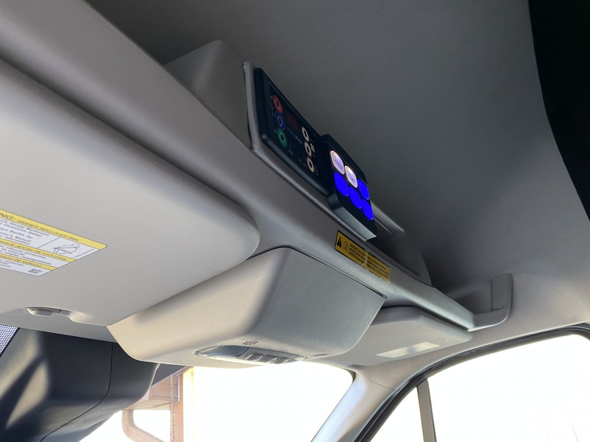 Limousine for Sale in Carmel, IN - Photo 15