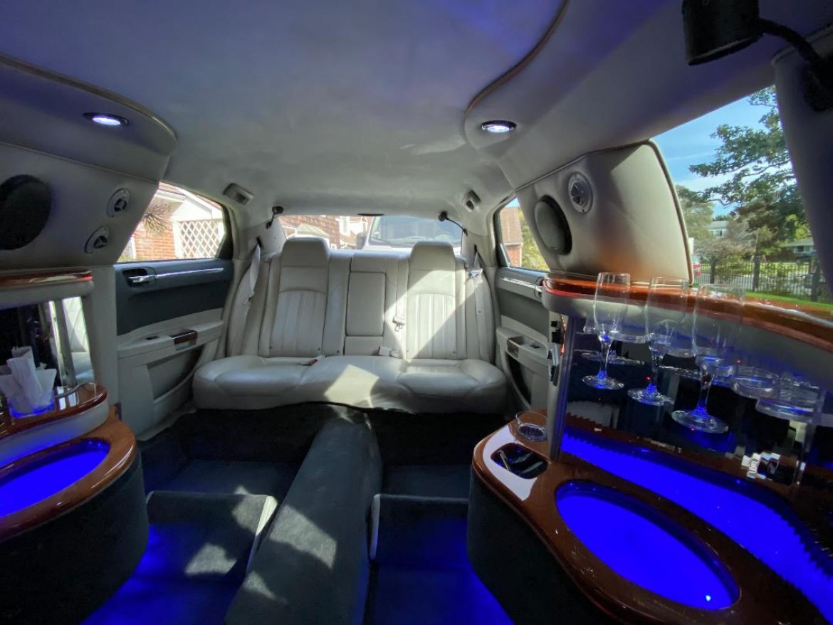 Limousine for Sale in SANTA MONICA, CA - Photo 6