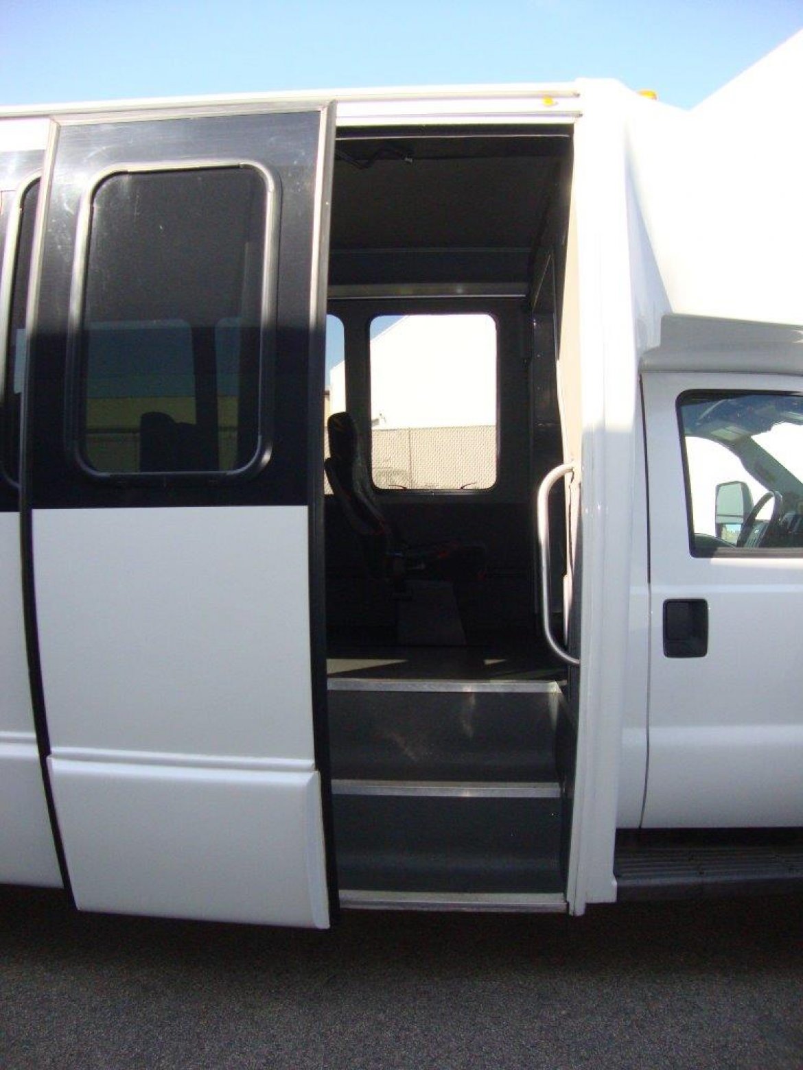 Shuttle Bus for Sale in Carson, CA - Photo 9