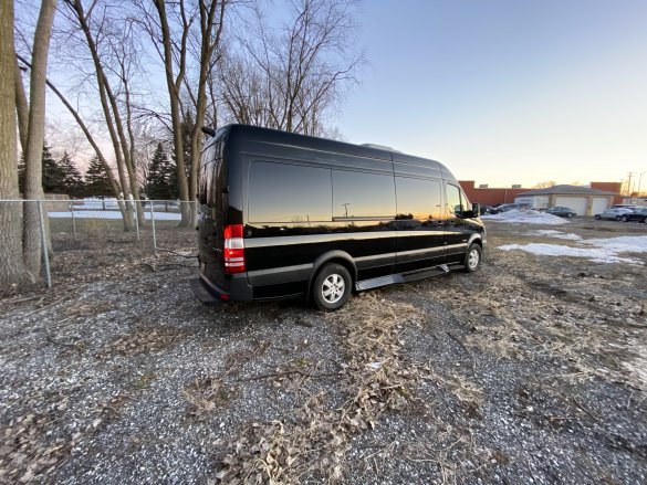 2014 Mercedes-Benz 2500 blutec Sprinter for Sale in Orland Park, IL - Photo 2