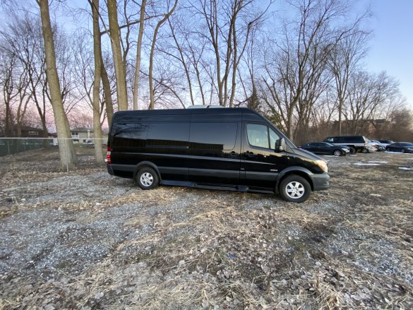 2014 Mercedes-Benz 2500 blutec Sprinter for Sale in Orland Park, IL - Photo 3