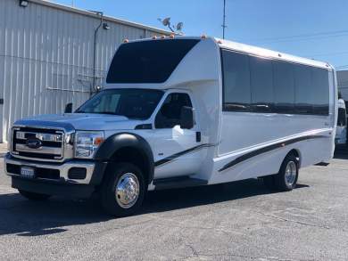 2015 Ford F550 Executive Shuttle for Sale in Las Vegas, NV - Main Photo