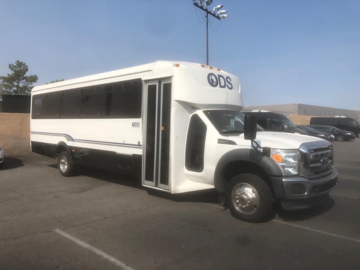 Executive Shuttle for sale: 2016 Ford F550 by Glaval