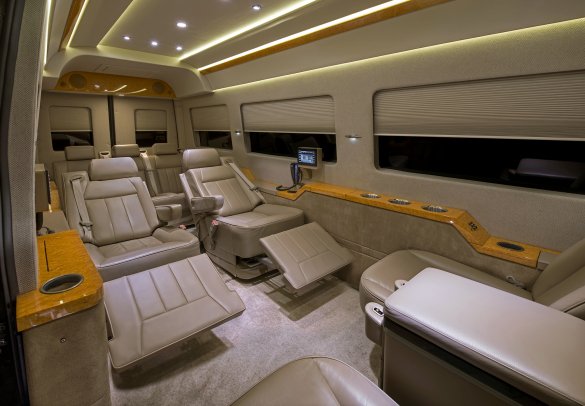 2008 Mercedes-Benz Sprinter Van Sprinter for Sale in Austin, TX - Main Photo