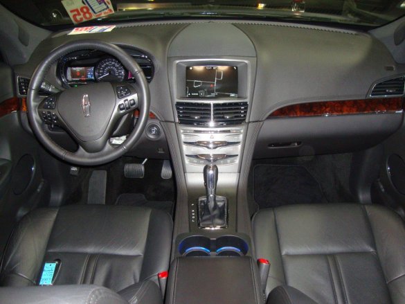 2018 Lincoln MKT Sedan for Sale in Carson, CA - Main Photo