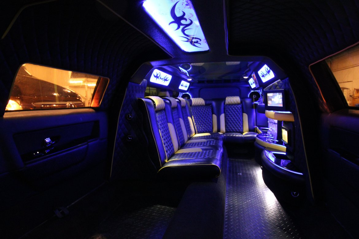 Limousine for Sale in SPRINGFIELD, MO - Photo 23