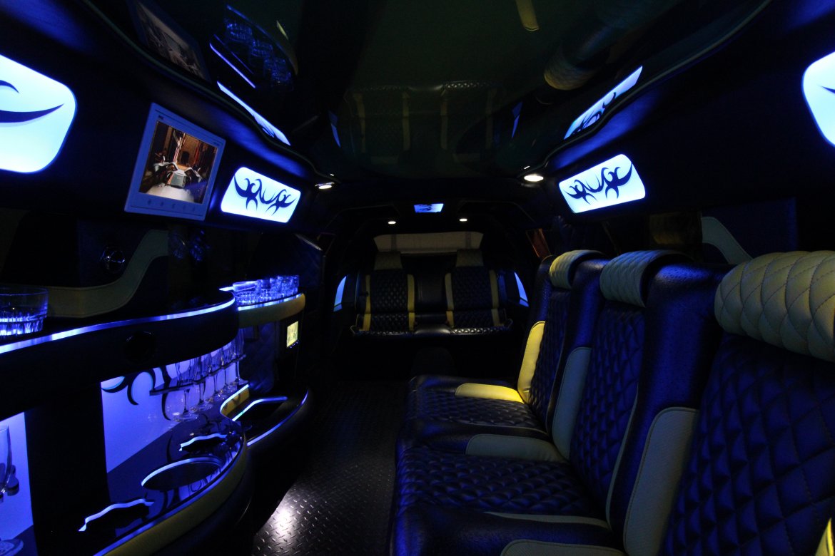 Limousine for Sale in SPRINGFIELD, MO - Photo 38