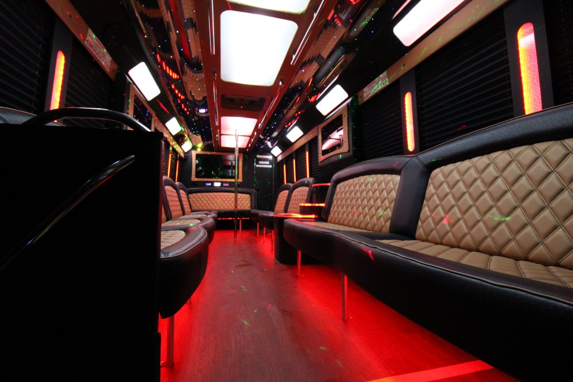 Limo Bus for Sale in SPRINGFIELD, MO - Photo 24