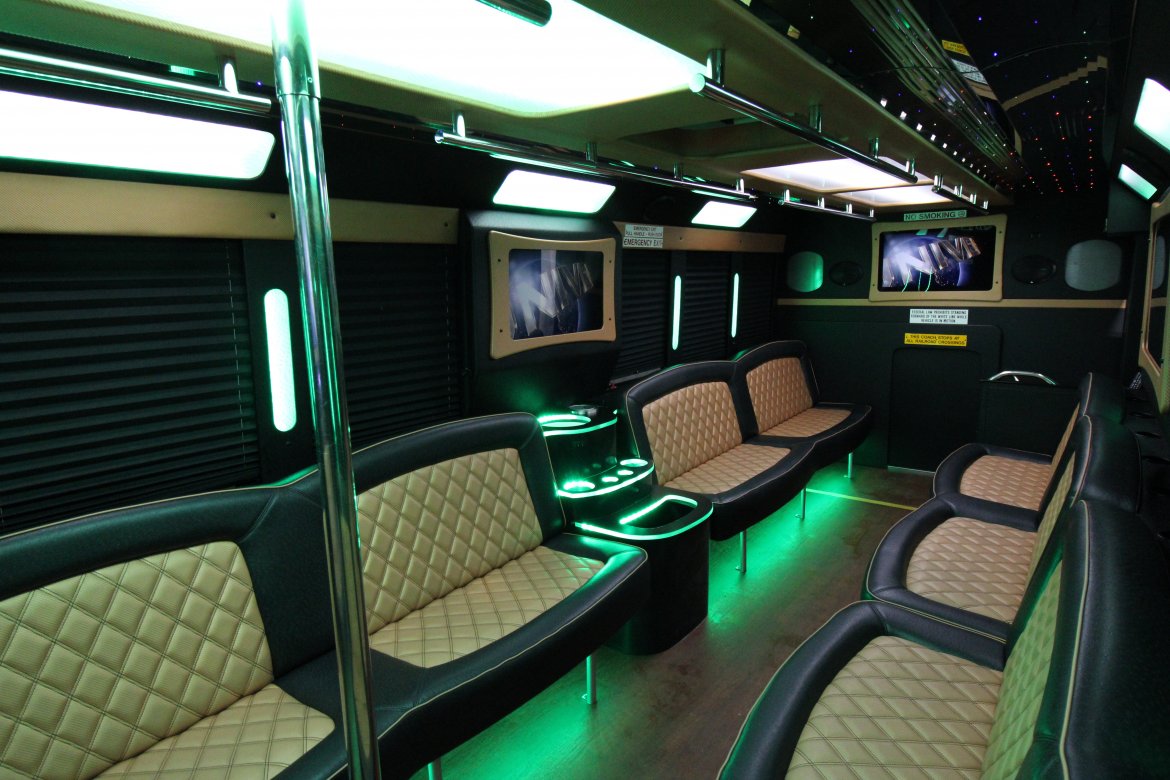 Limo Bus for Sale in SPRINGFIELD, MO - Photo 28