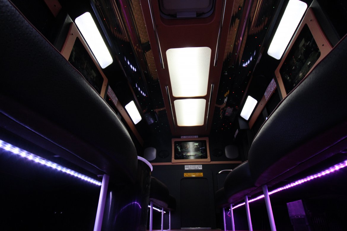 Limo Bus for Sale in SPRINGFIELD, MO - Photo 40