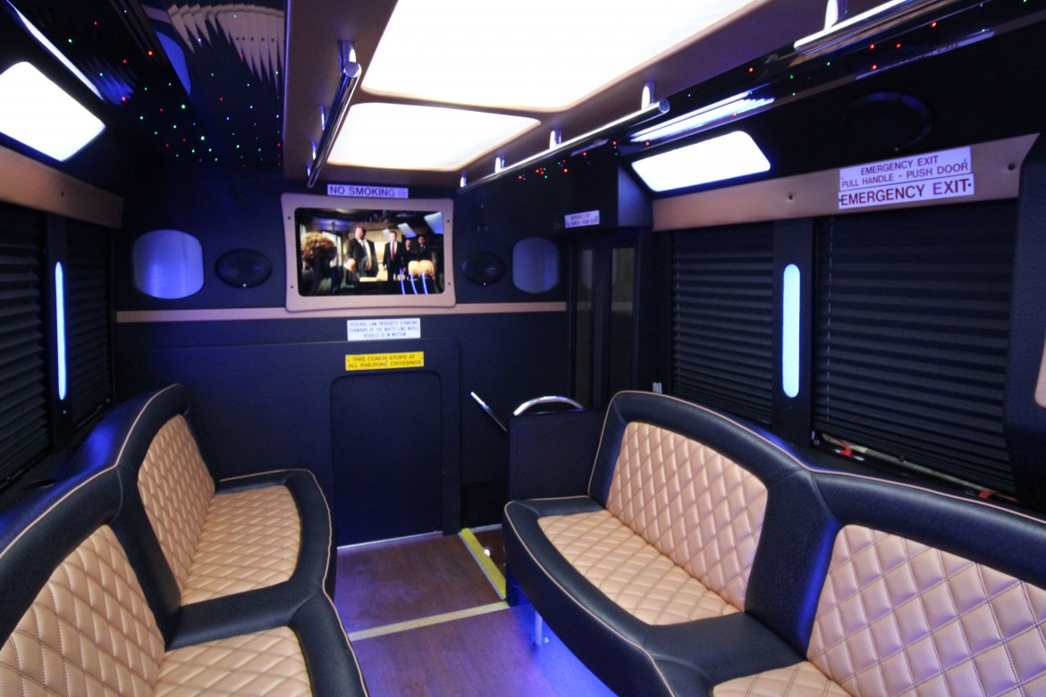 Limo Bus for Sale in SPRINGFIELD, MO - Photo 42