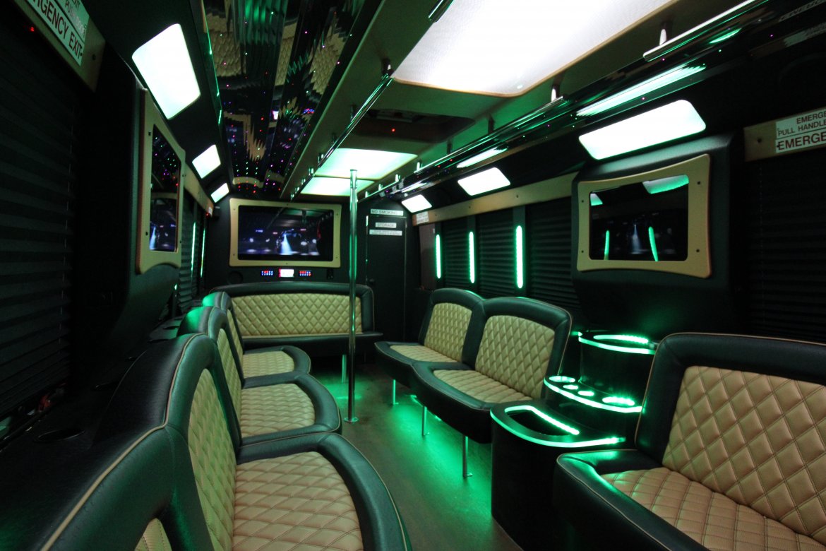 Limo Bus for Sale in SPRINGFIELD, MO - Photo 48