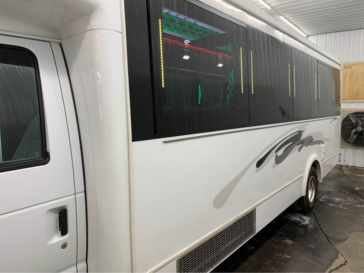 Limo Bus for Sale in Waterford, PA - Photo 4