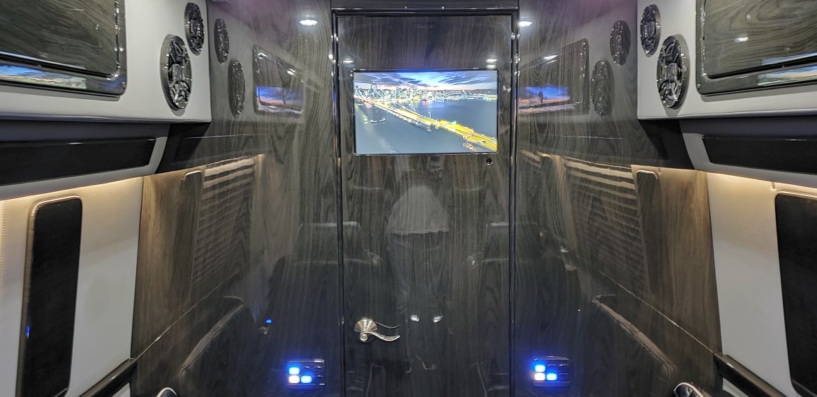 Sprinter for Sale in Houston, TX - Photo 41