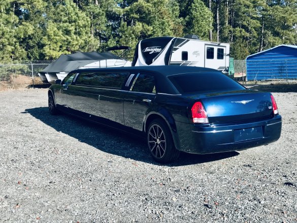 2008 Chrysler 300 touring Limousine for Sale in Columbia, SC - Main Photo