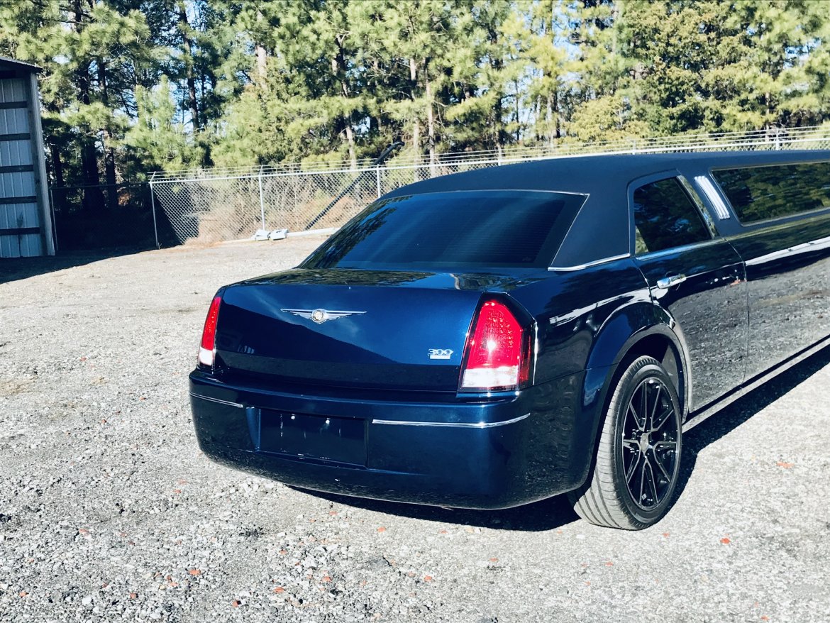 Limousine for Sale in Columbia, SC - Photo 3
