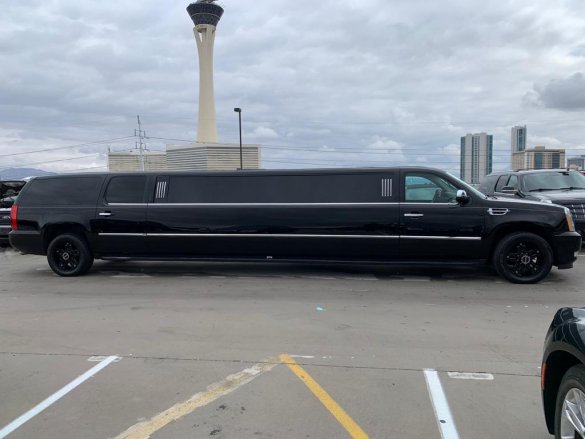 2007 Cadillac 180” Limo Limousine for Sale in Las Vegas, NV - Photo 3