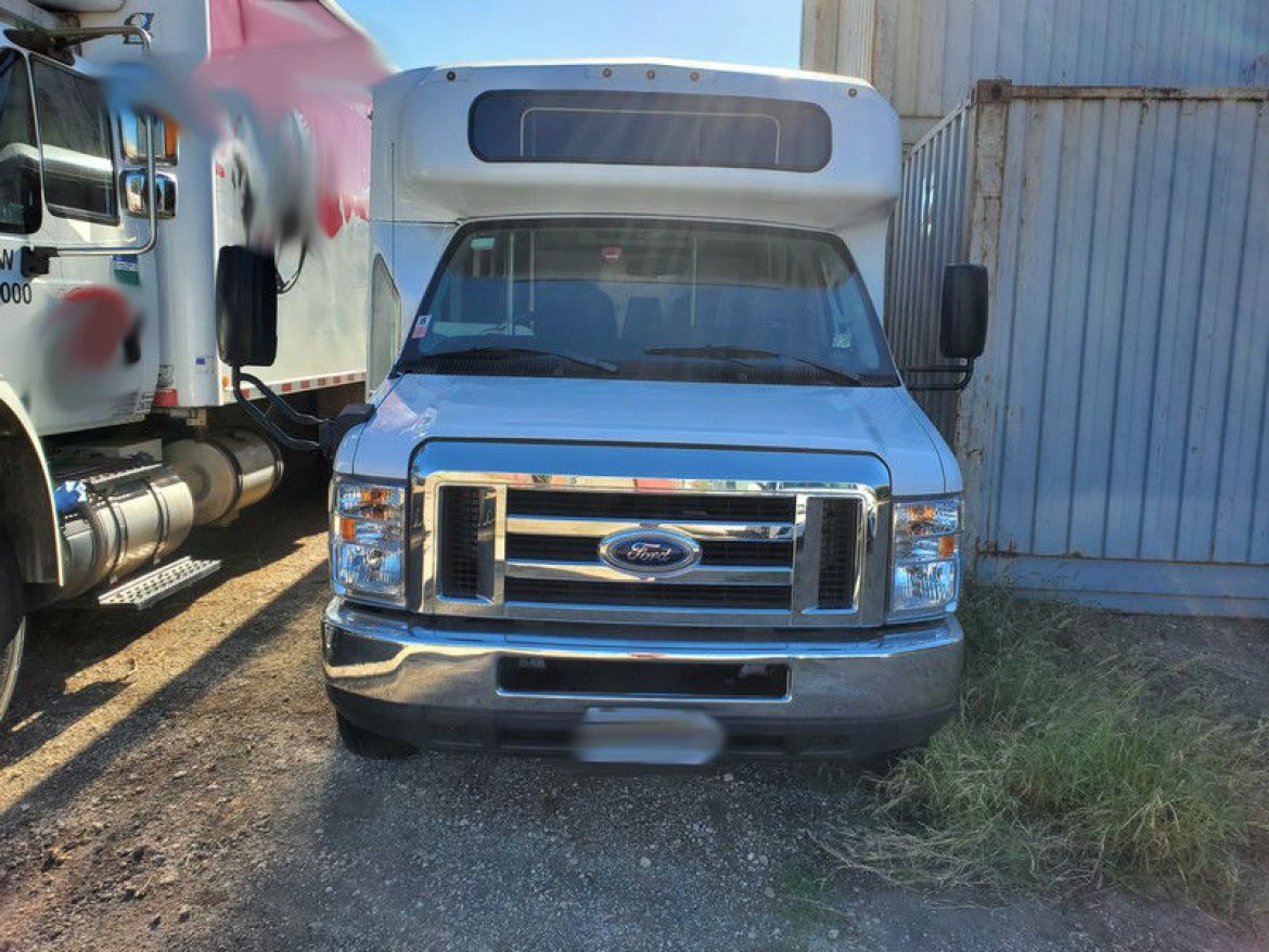 Shuttle Bus for Sale in Barbers Point, HI - Photo 6