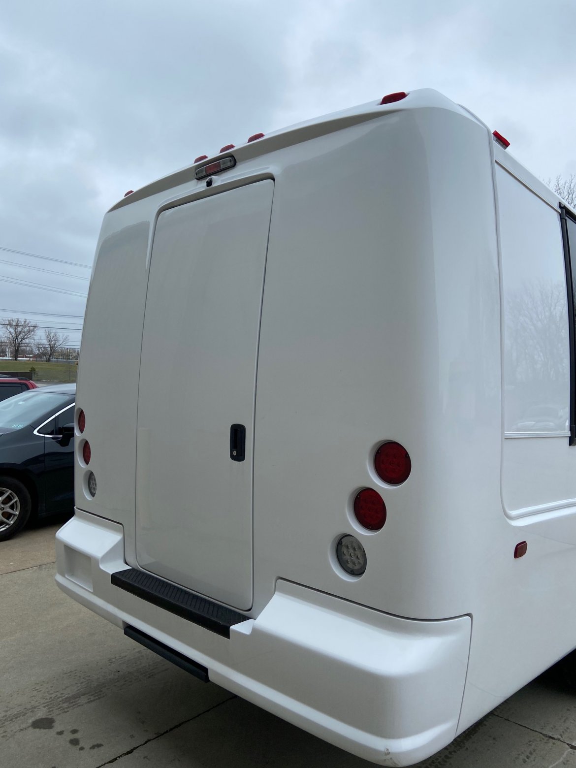 Shuttle Bus for Sale in ERIE, PA - Photo 8