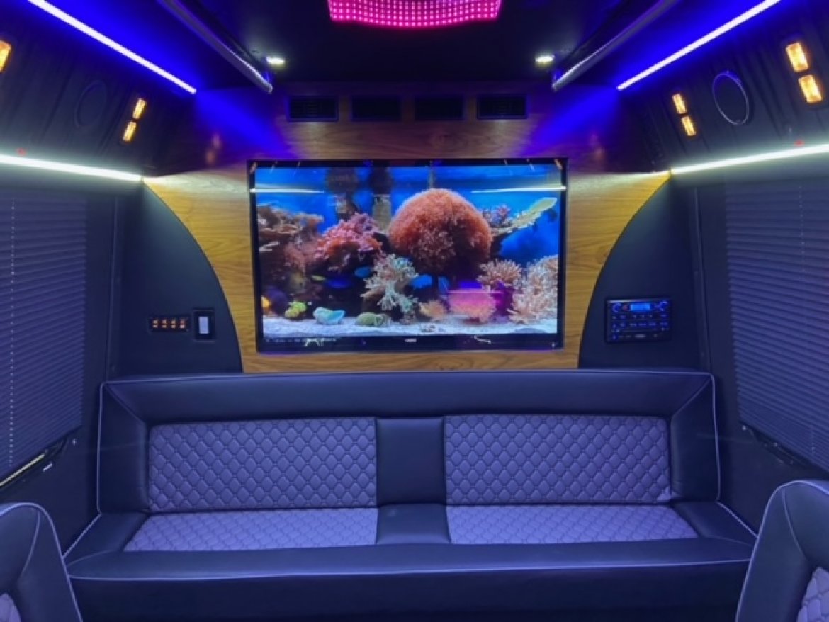Limo Bus for Sale in ERIE, PA - Photo 22