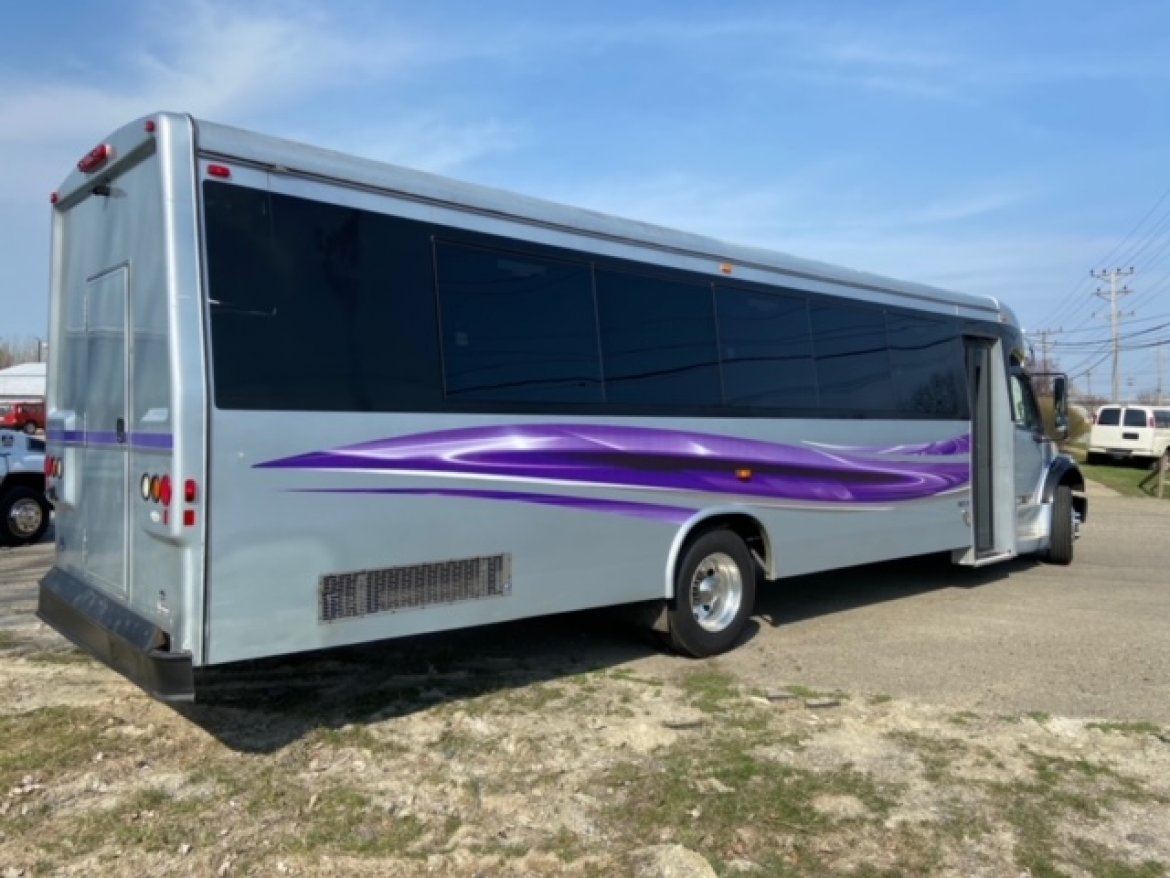 Limo Bus for Sale in ERIE, PA - Photo 38