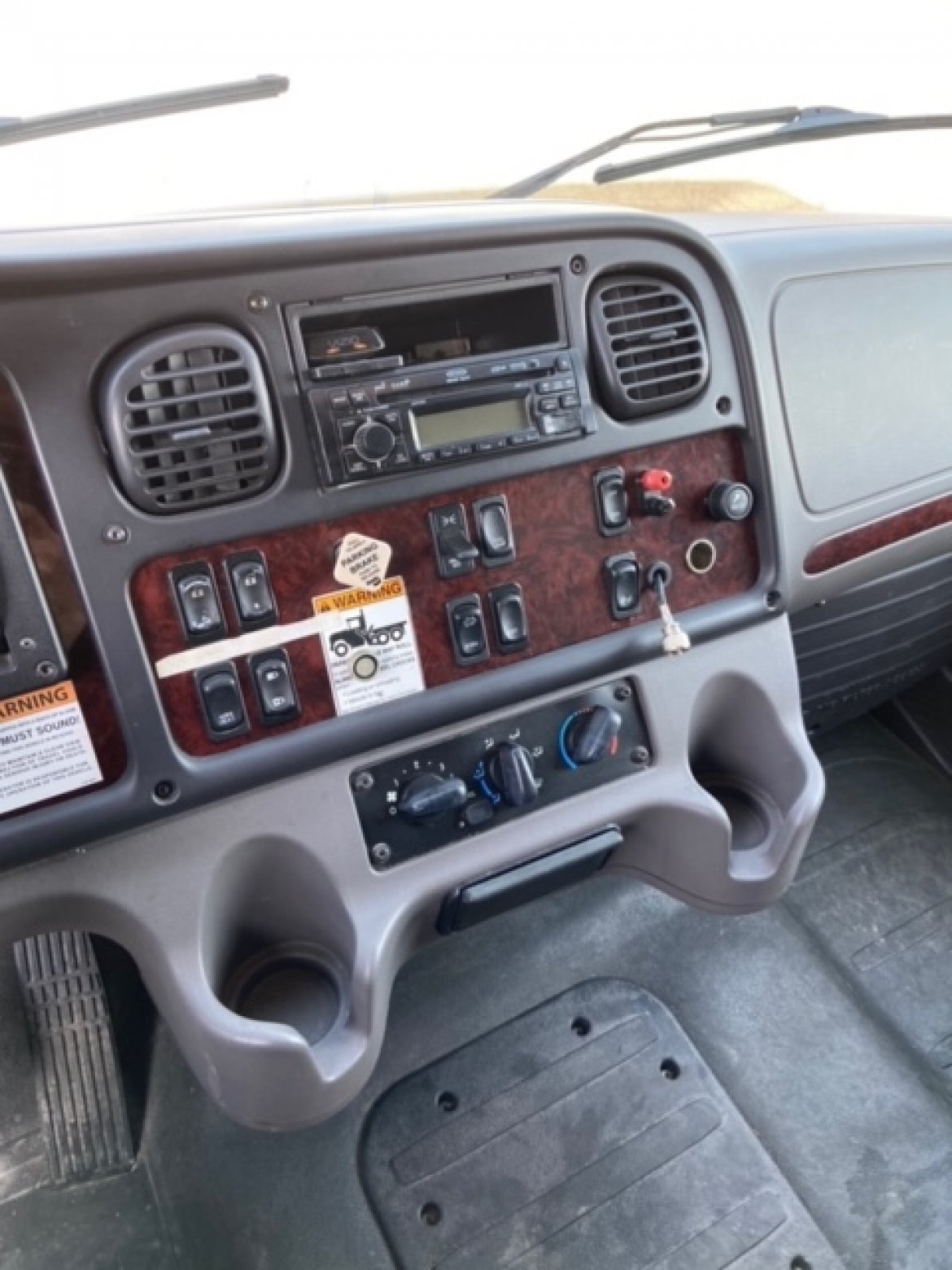 Limo Bus for Sale in ERIE, PA - Photo 40