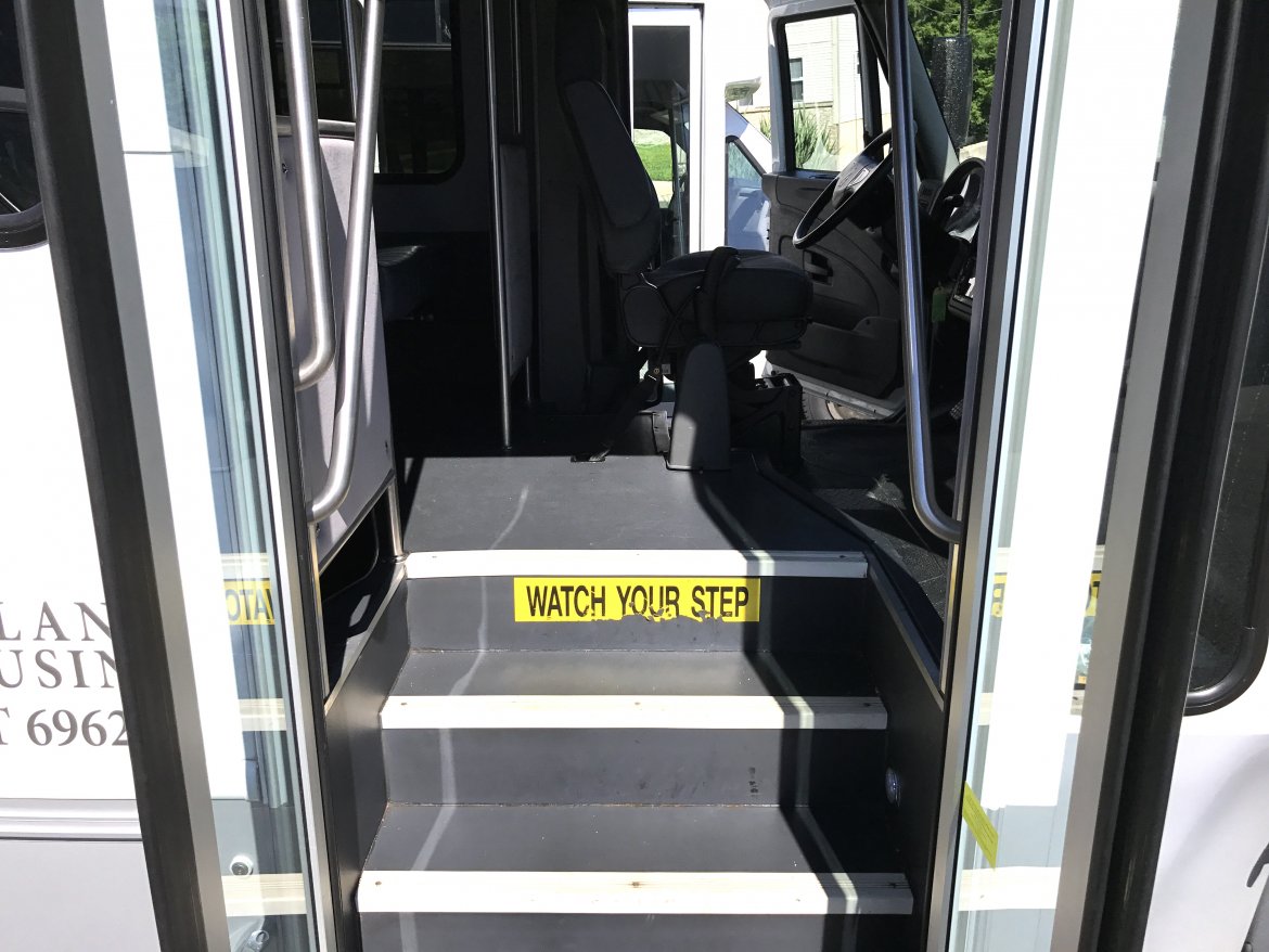 Photo of Shuttle Bus for sale: 2014 International DT466 34&quot; by Starcraft