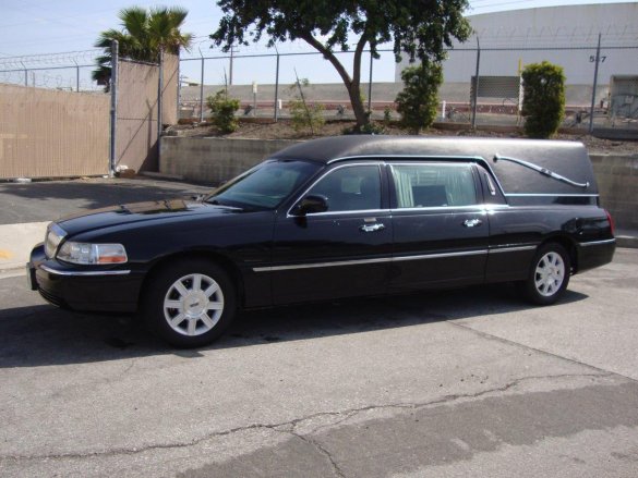 2008 Lincoln Town Car Hearse Funeral for Sale in carson, CA - Main Photo