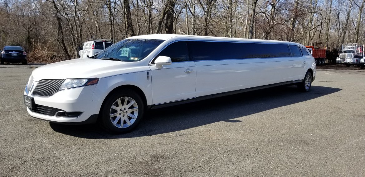 Limousine for Sale in Little falls, NJ - Photo 4