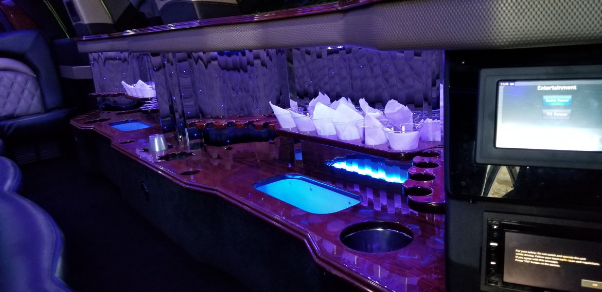 Limousine for Sale in Little falls, NJ - Photo 17