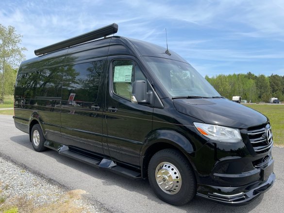 2020 Mercedes-Benz Sprinter 3500 170" EXT Sprinter for Sale in Cypress, TX - Main Photo