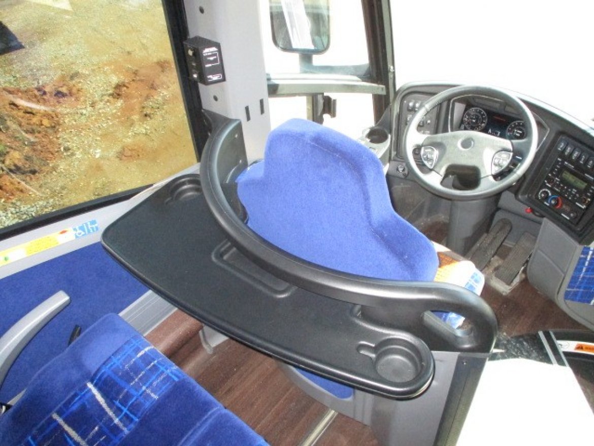 Motorcoach for Sale in Dayton, NJ - Photo 10