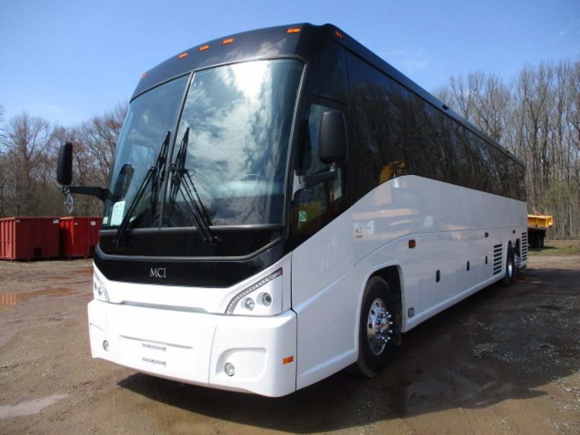 Motorcoach for Sale in Dayton, NJ - Photo 12