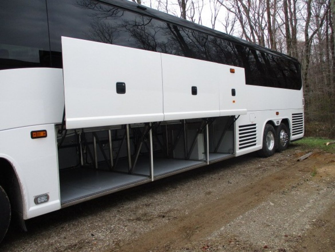 Motorcoach for Sale in Dayton, NJ - Photo 19